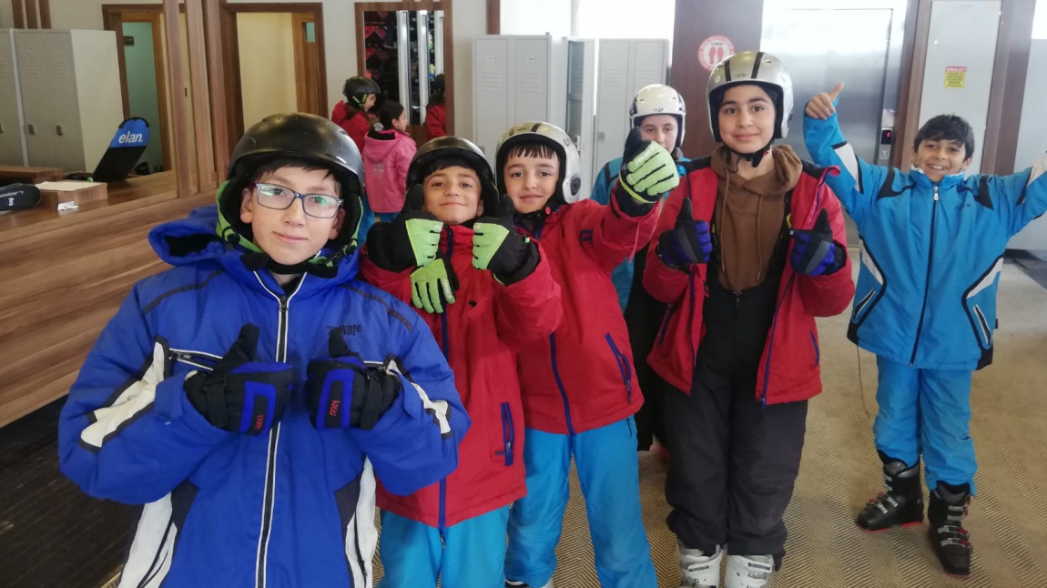 Öğrencilerimiz Kayak etkinliğinde